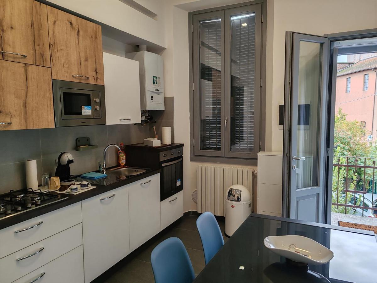 Appartamenti Lungo Fiume Sesto Calende Bagian luar foto